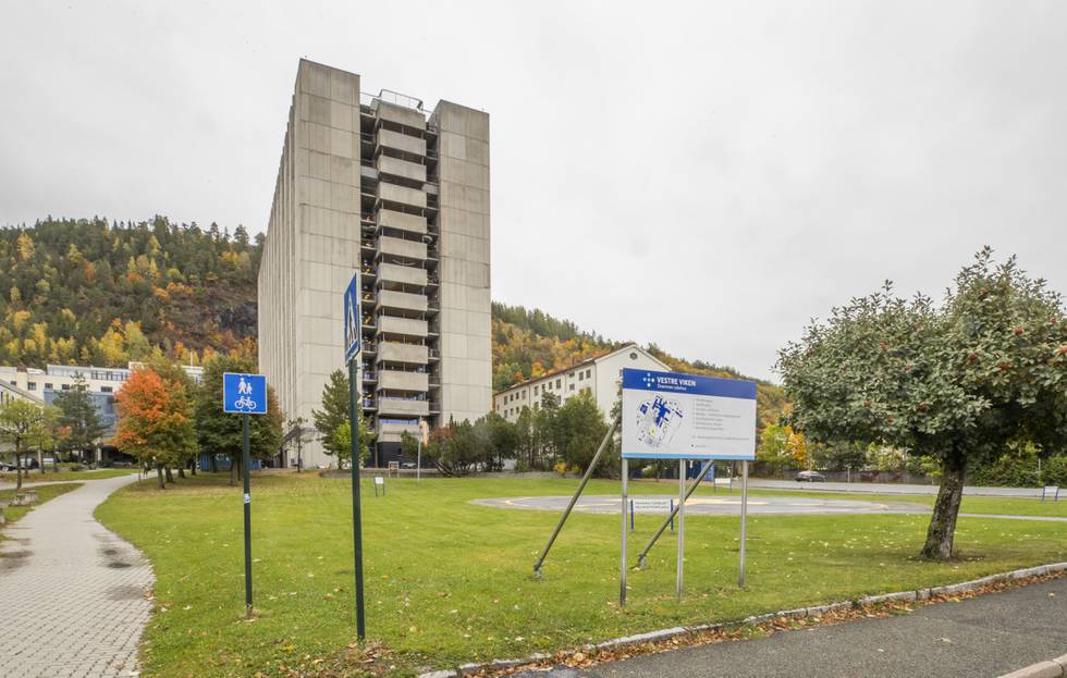 Drammen sykehus har meldt om et nytt koronarelatert dødsfall. Foto: Geir Olsen / NTB