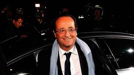 Hollande vant første runde