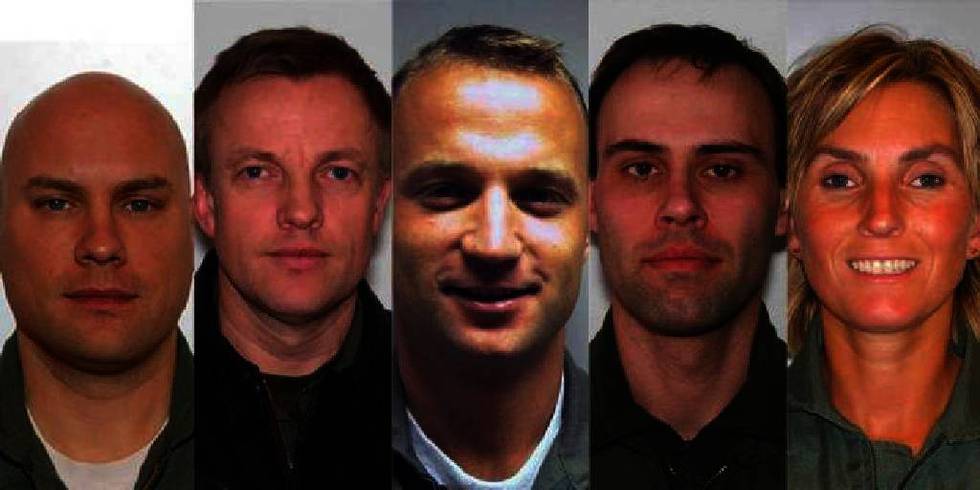 Bildet viser de fem norske offiserene som døde i flyulykken i Sverige 15. mars. Nå er alle fem funnet og matchet med navn. De døde er Steinar Utne, Truls Audun Ørpen, Ståle Garberg, Bjørn Yngvar Haug og Siw Robertsen.
