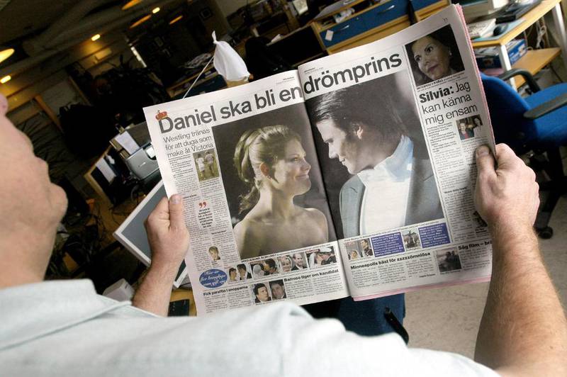 Bildet viser en avis med sak om Victoria og Daniel.