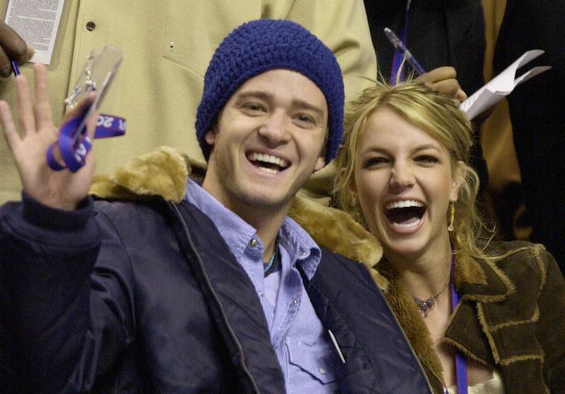 Bildet viser Justin Timberlake sammen med Britney Spears. 
