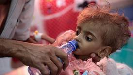 – Folk i Jemen sultes til døde