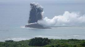 Vulkan skapte ny øy i Stillehavet