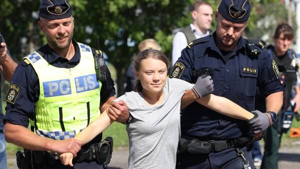 Greta Thunberg må møte i retten