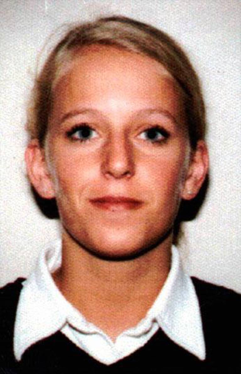 Bildet viser Tina Jørgensen som ble funnet drept for 18 år siden. Morderen ble aldri tatt. Nå etterforsker politiet saken på nytt. 