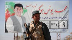 Afghanistan trosser terroren og holder valg