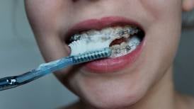 Anbefaler å styre unna flere tannkremer