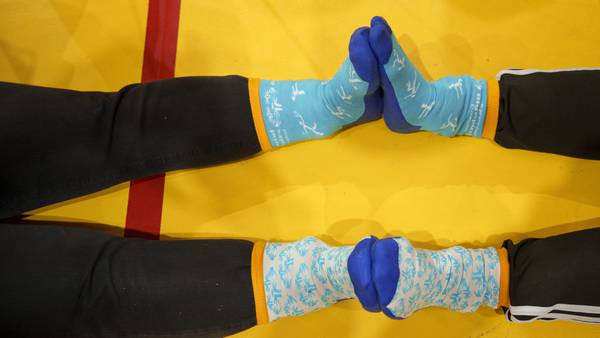 I dag kan du gå med to ulike sokker