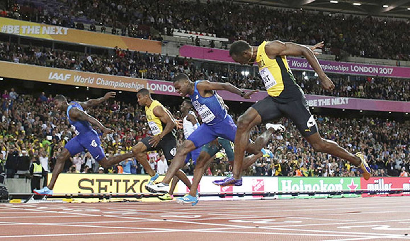 SLÅTT: Usain Bolt (nærmest kamera) løp sin siste 100 meter i et mesterskap. Der ble han nummer tre. 