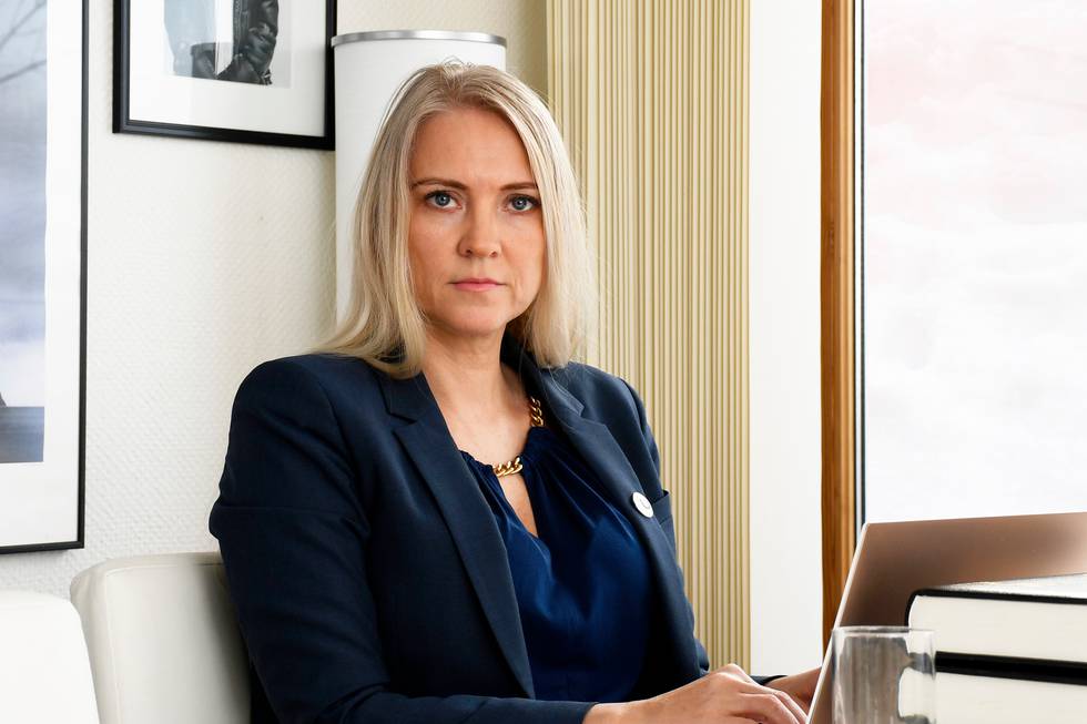 Bilde av Lill Sverresdatter Larsen. Hun er leder i Norsk sykepleierforbund.