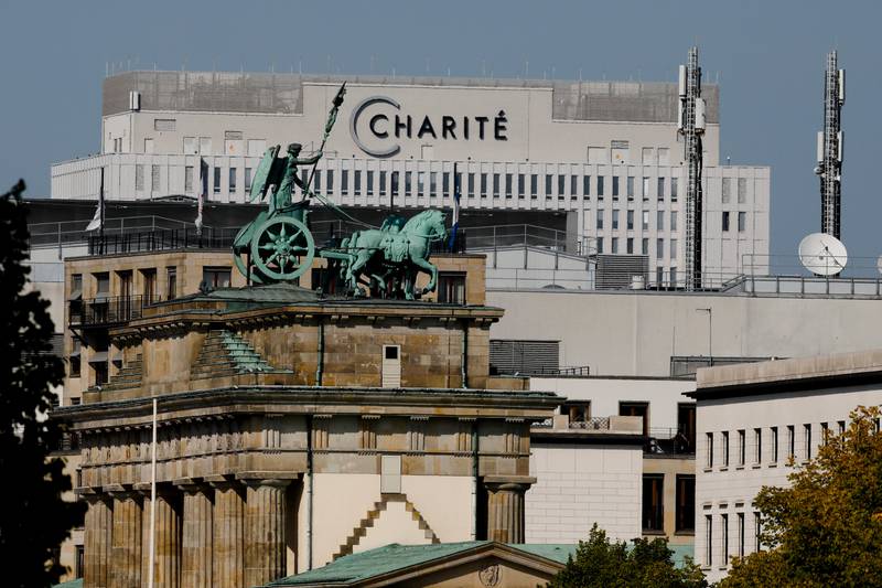 Bildet er et oversiktsbilde fra et tak i tyskland. I bakgrunnen er sykehuset Charité. Der blir Navalnyj behandlet.