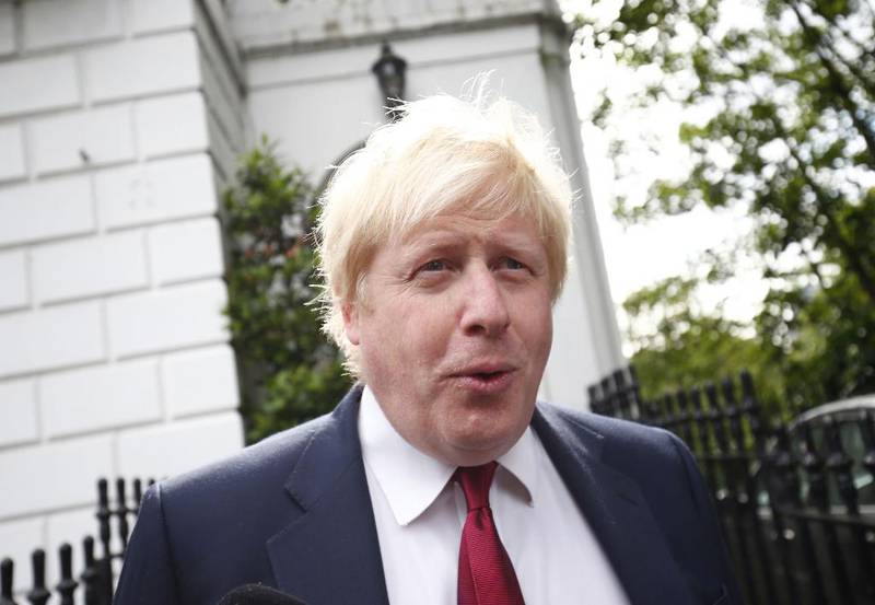 Bildet viser Boris Johnson. Han  er en omstridt mann. Nå får han jobben som utenriksminister.