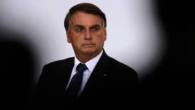 Bolsonaro ber folk i Brasil slutte å sutre over korona