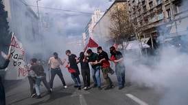 Store protester i Hellas etter ulykke med 57 døde