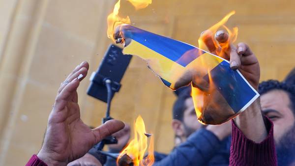 Demonstrasjoner i Midtøsten etter brenning av koranen