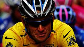 Armstrong gir opp doping-kampen