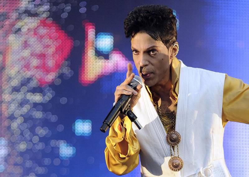 PARIS: 30 juni 2011spiller Prince konsert på Stade de France i Saint-Denis utenfor Paris.