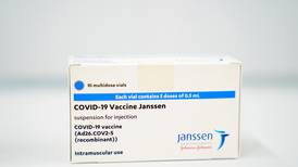 Fraråder vaksinene fra AstraZeneca og Janssen