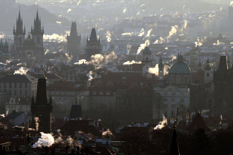 Bildet viser byen Praha i Tsjekkia. 
