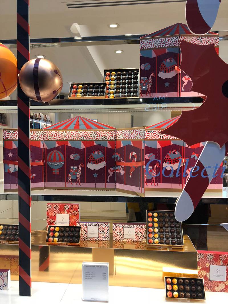 Bildet viser sjokolade utstilt i et butikkvindu i Belgia.