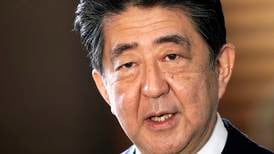 Statsledere føler med familien til Shinzo Abe