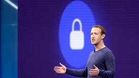 Facebook kan ha delt private innlegg
