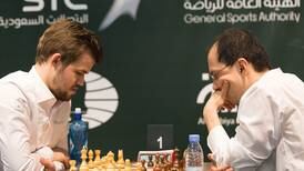 Carlsen snudde trøbbel til seier