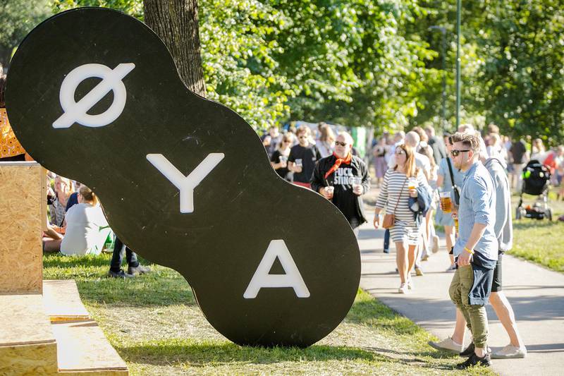 Bildet viser folk på Øyafestivalen 2017 i Oslo