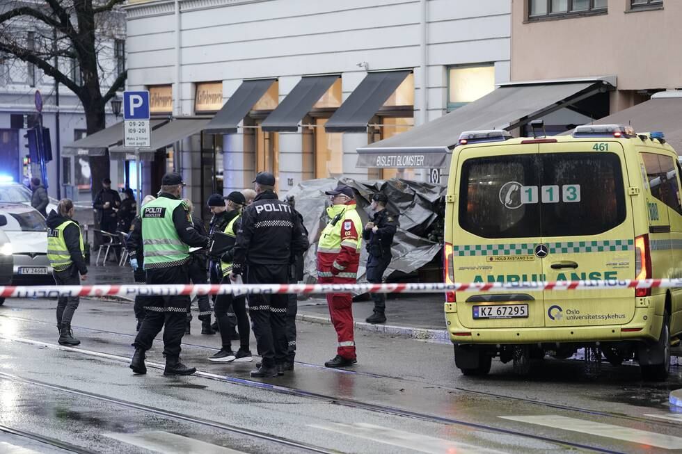 Politiet bekrefter at det har vært en konfrontasjon mellom politiet og minst en person til på Bislett i Oslo. Det er mye politi i området.
Foto: Stian Lysberg Solum / NTB