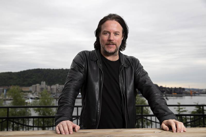 Bildet viser Stig Karlsen. Han er sjef for Melodi Grand Prix i Norge.