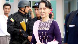 Myanmars leder besøkte delstat i krise
