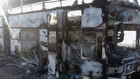 52 personer døde da bussen begynte å brenne