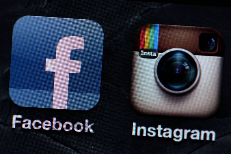 Bildet viser logoene til Facebook og Instagram.