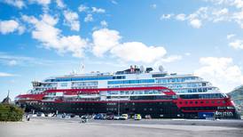 Slik spredte korona-smitten seg på Hurtigruten