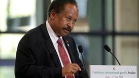 Sudans statsminister gir opp å redde landet