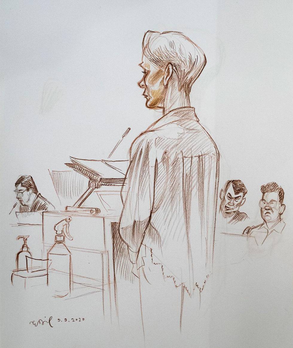 Bildet er en tegning av Laila Anita Bertheussen i retten. Onsdag forklarer hun seg. 