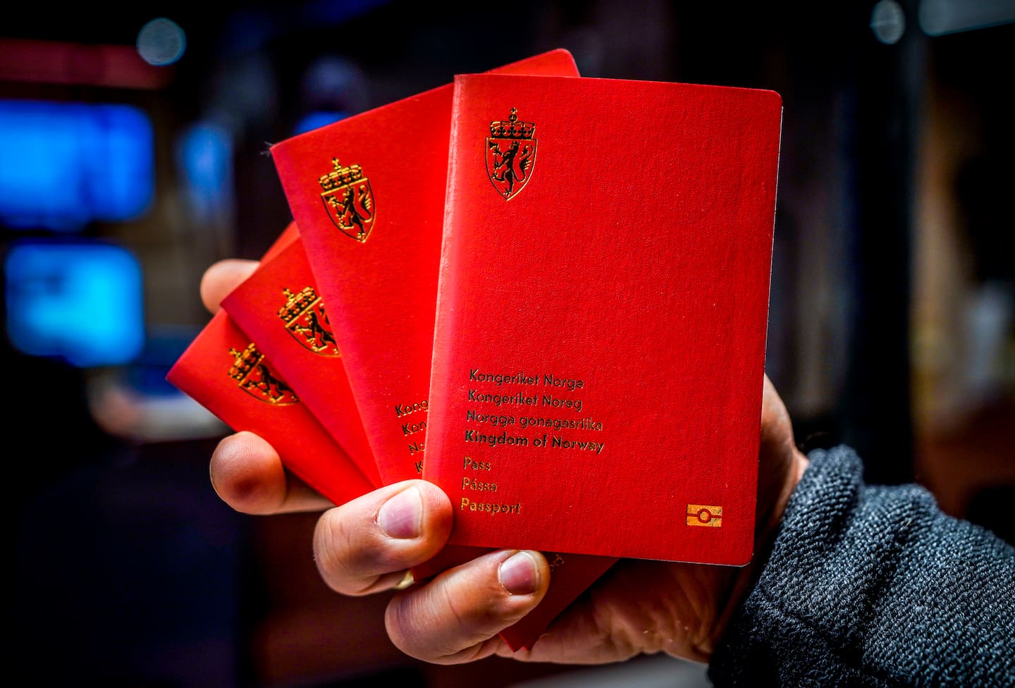 – Svært få tenkte på å fornye passet sitt da alle holdt seg hjemme og innenlands i pandemien, sier Siw Hind i Trøndelag politidistrikt. Foto: Lise Åserud / NTB