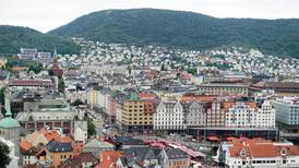 12 personer smittet etter korøvelse i Bergen